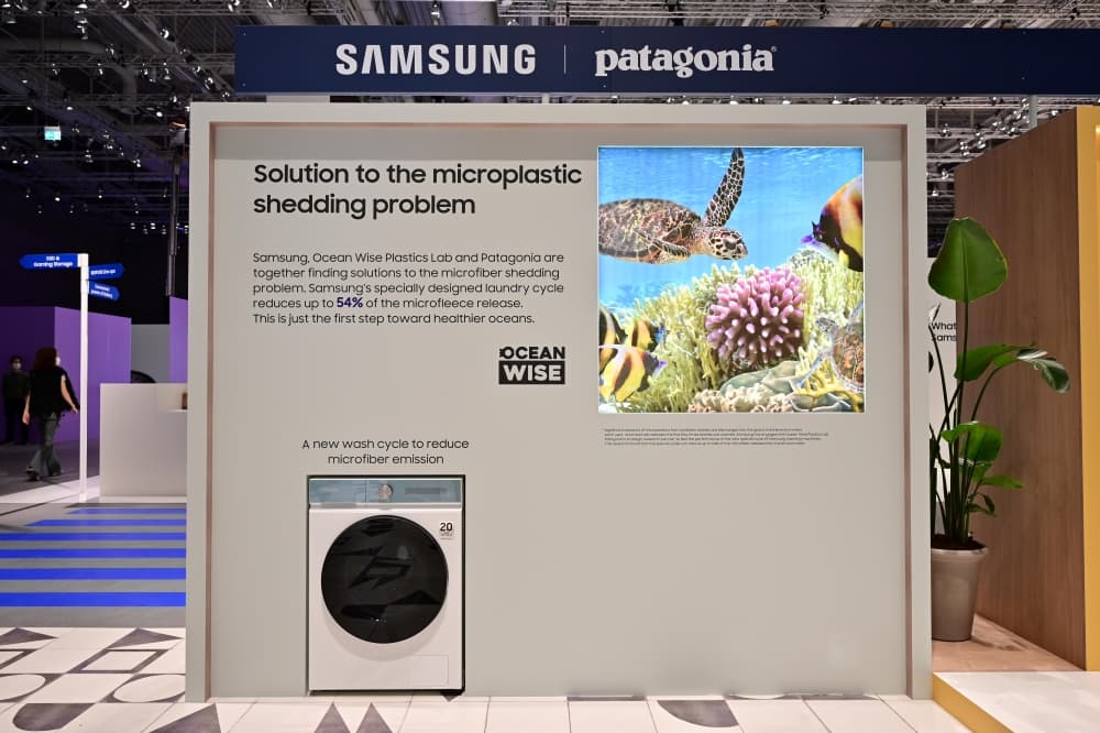 Thumbnail for: Samsung's new washing systems can help cut microplastic emissions by up to 54%